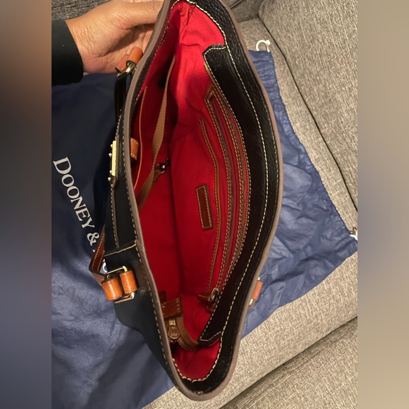 Dooney & Burke black and brown shoulder bag - Picture 3 of 3